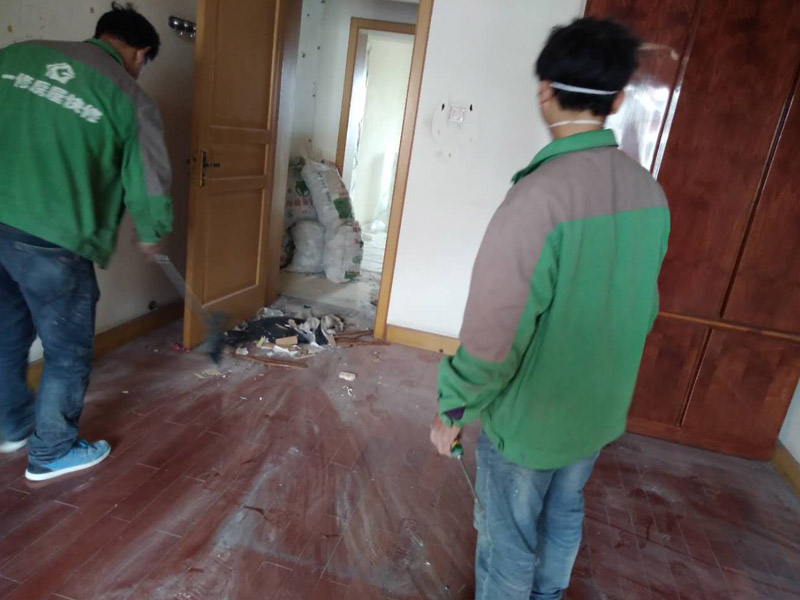 鄭州房屋維修公司哪家是維修，鄭州門鎖槽處木頭壞了怎么辦