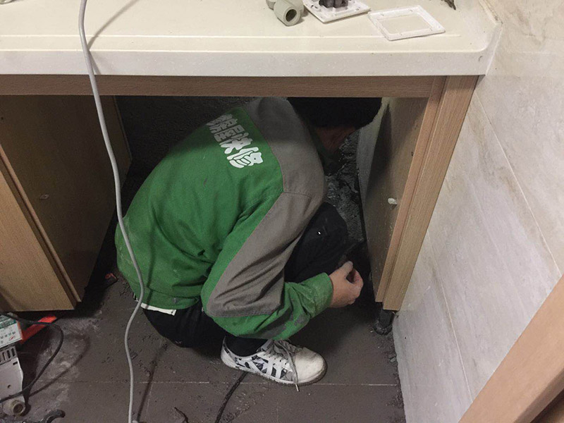 鄭州房屋維修公司哪家專業(yè)做疏通，鄭州廁所馬桶堵了怎么辦