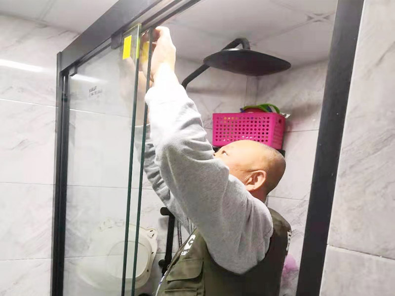 哪里能找到專業(yè)修門的師傅，如果是各種門都能修的那種好