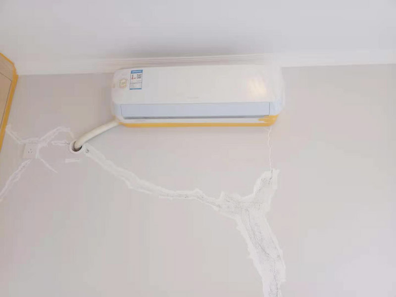 墻面家具成品保護(hù)：裝修工程成品保護(hù)包括玻璃幕墻、鋁合金成品保護(hù)、電訊通訊成品保護(hù)、木門成品保護(hù)，地面、墻面成品保護(hù)，水電成品保護(hù)，消防人防設(shè)備成品保護(hù)，通風(fēng)空調(diào)專業(yè)成品保護(hù)，吊頂成品保護(hù)以及石材成品保護(hù)。