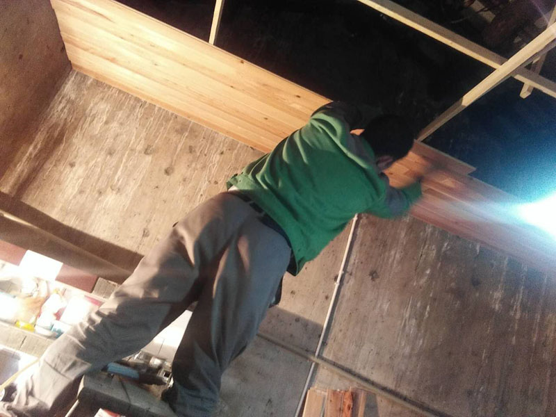 鄭州墻壁滲水找哪家公司好，鄭州墻壁滲水怎么找源頭