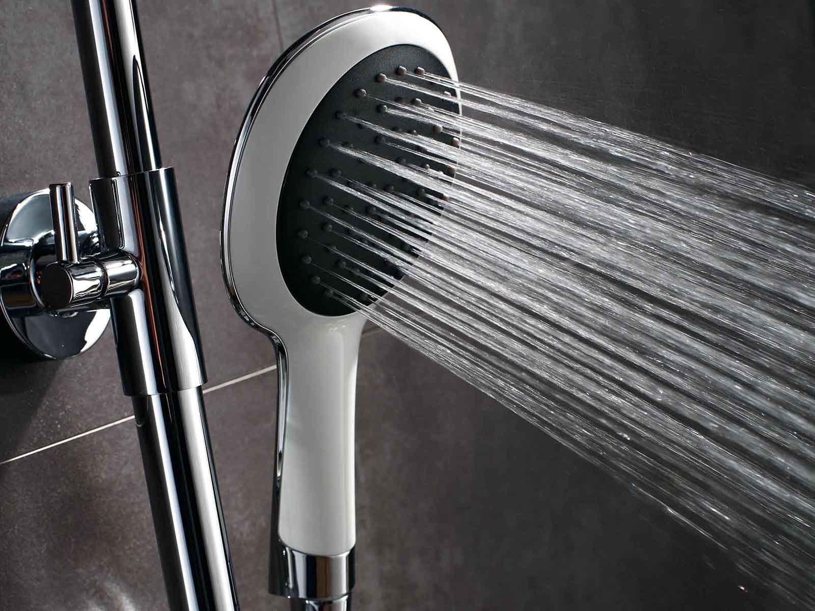 不同的花灑漏水原因都有對應(yīng)的花灑維修方法，無法維修時建議更換