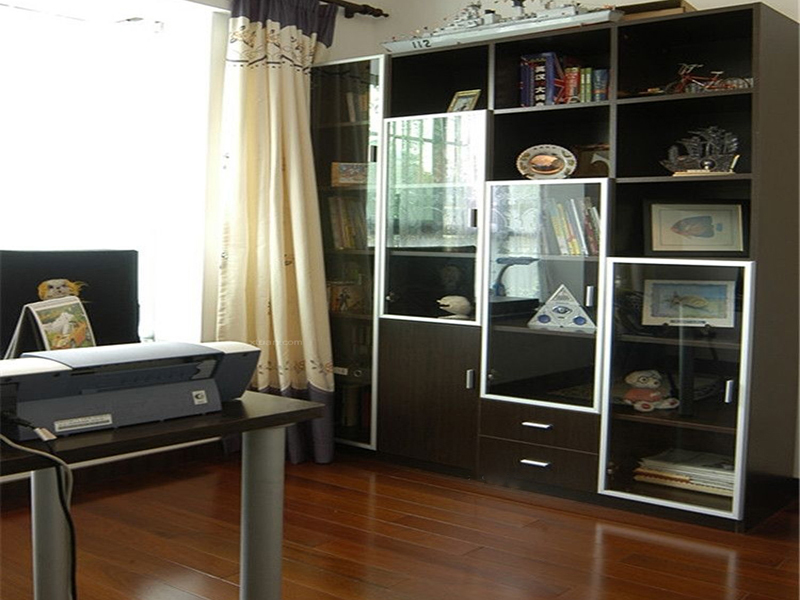 成都陽(yáng)臺(tái)防水選什么材料好，成都陽(yáng)臺(tái)做防水的注意事項(xiàng)