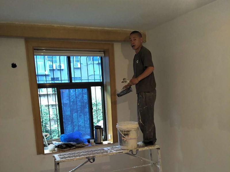 青島外墻怎么判斷有沒有滲水，青島外墻滲水怎么維修