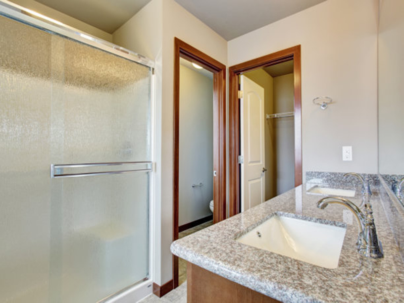 南京墻面刷新有哪些公司好，南京墻面刷新刮膩?zhàn)訒r(shí)要注意什么