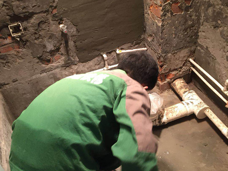 裝修后出現(xiàn)漏水問題怎么辦，專業(yè)重慶裝修公司通常這樣處理