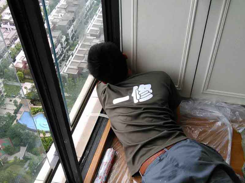 咸陽(yáng)門窗維修公司,鋁合金門維修哪家好,咸陽(yáng)斷橋鋁門窗維修電話