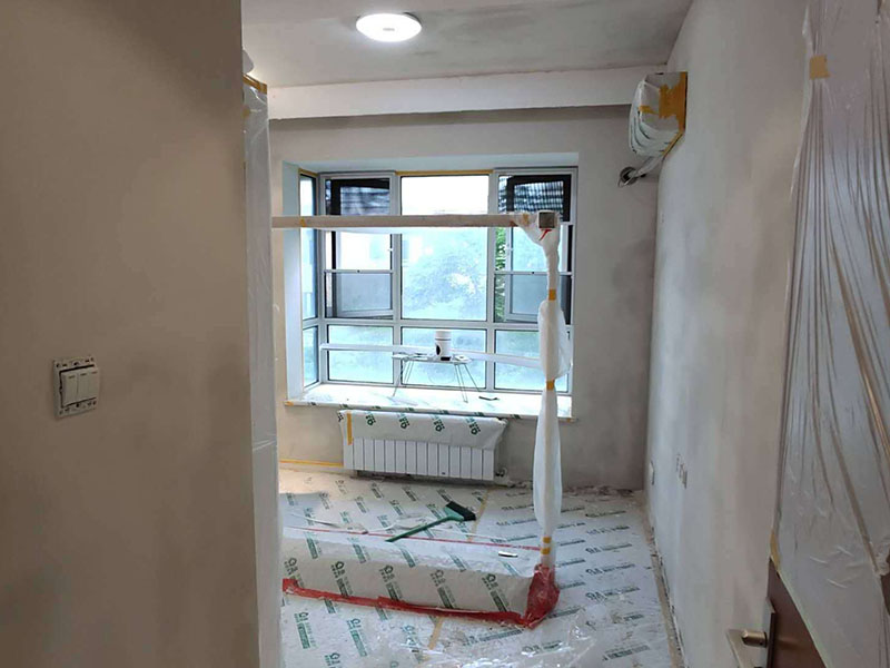 房子墻潮濕墻壁脫落怎么處理，武漢修墻師傅告訴你怎么弄