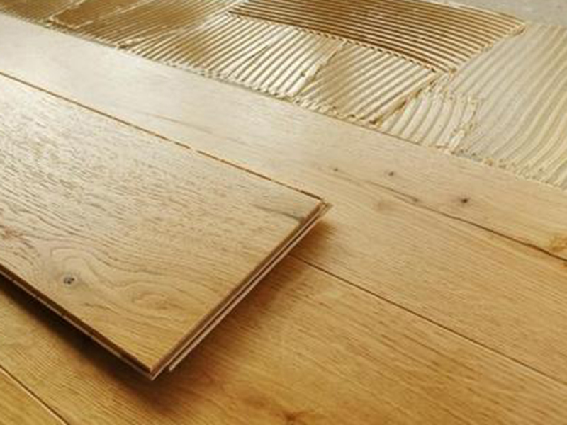  4個(gè)關(guān)于木地板裂縫修補(bǔ)的小竅門，總有一個(gè)適合你