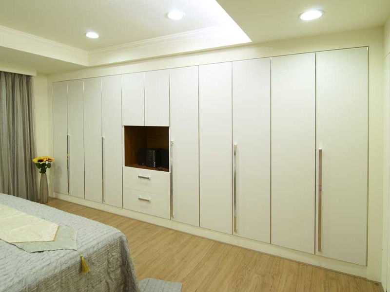 整體衣柜安裝要點(diǎn)，大衣柜采用豎式裝法