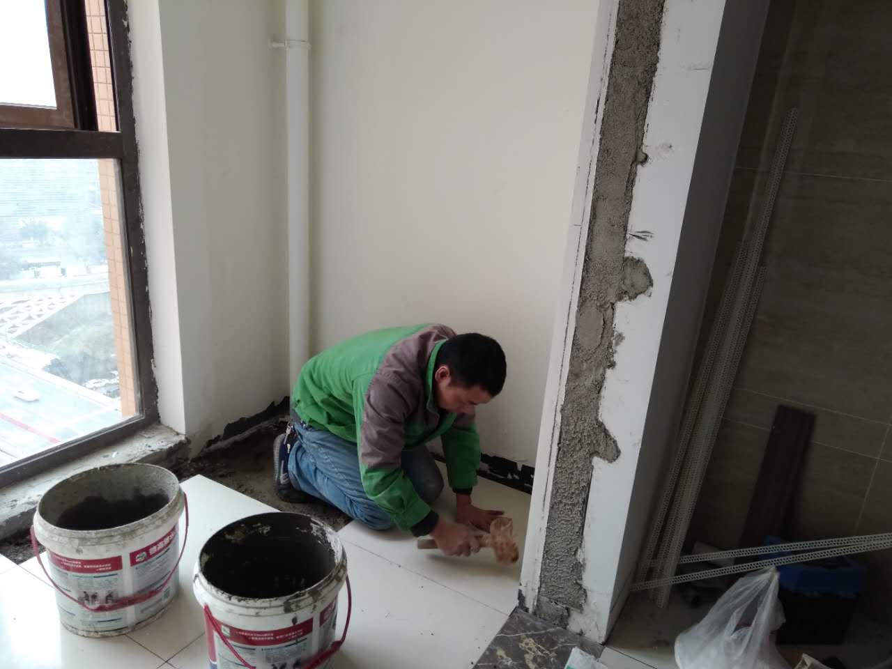 貼瓷磚一平米多少錢(qián)？工藝貼法地區(qū)原來(lái)