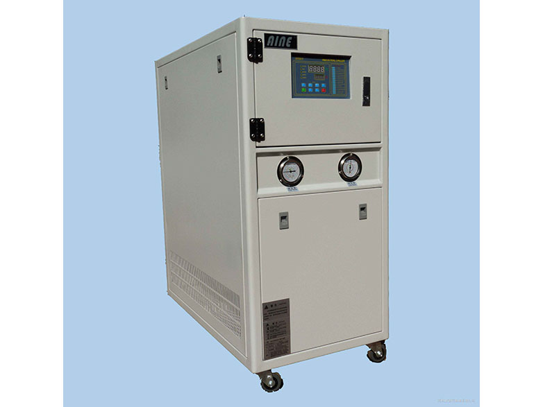 冷水機(jī)維修應(yīng)該找誰(shuí)，附近哪里有做冷水