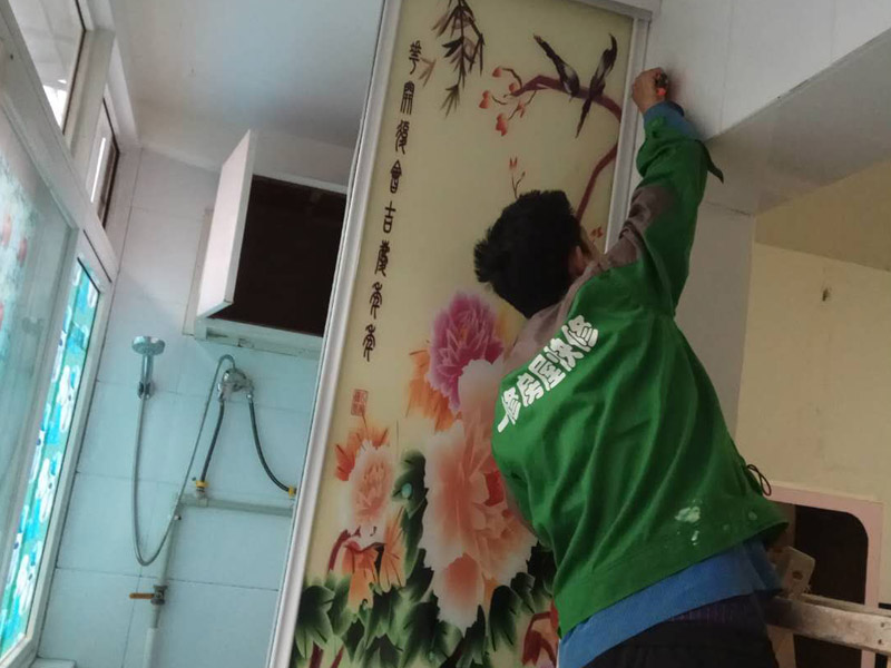 深圳房頂漏水可以自己修補(bǔ)嗎，深圳房頂