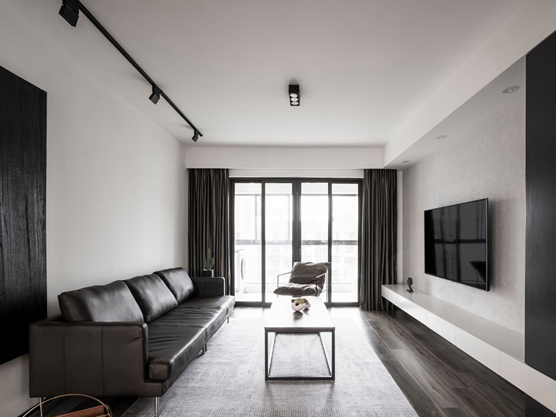 天津安裝一個(gè)玻璃窗戶(hù)要多少錢(qián)，天津鋁