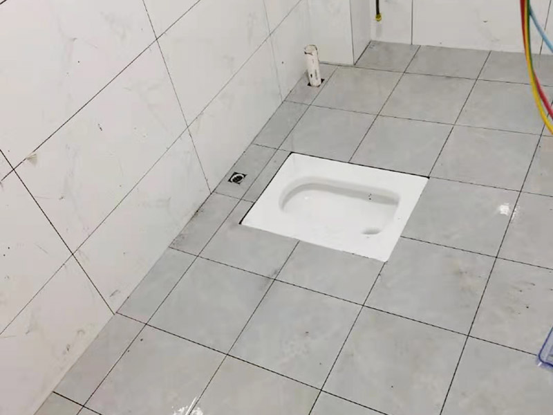 衛(wèi)生間地面一直是濕的，有沒有誰遇到過