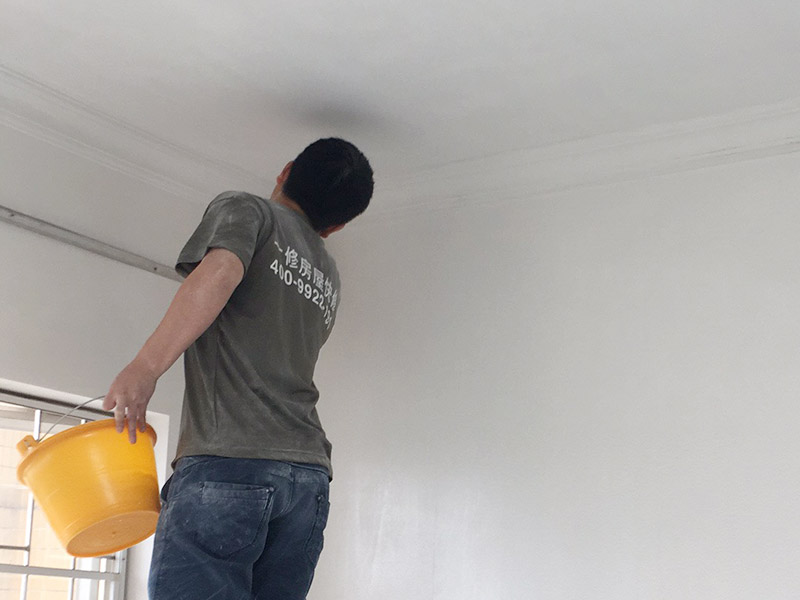 干貨推薦：家里墻面滲水補(bǔ)救辦法，一看