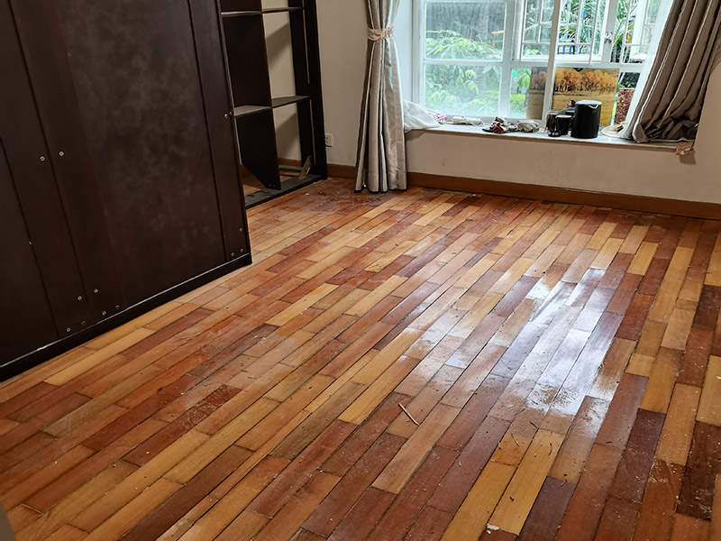 【武漢地板修補(bǔ)師傅】復(fù)合地板磕壞了，
