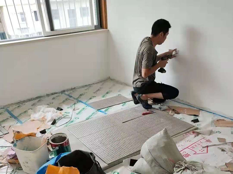 誰(shuí)給說(shuō)說(shuō)客廳翻新需要多少錢_上?？蛷d