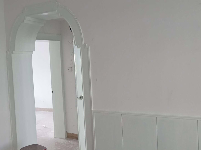 乳膠漆舊墻臟了重新刷漆復雜嗎？自己刷