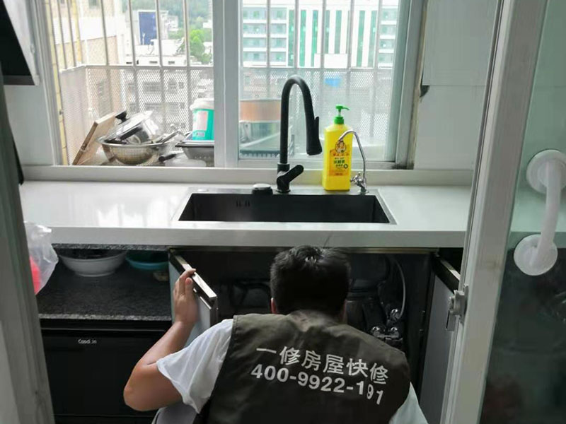 武漢老房子客廳翻新大概會花多少錢？