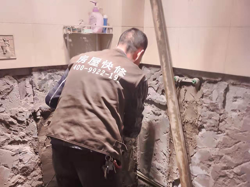 北京老房子外墻翻新，真石漆翻新步驟