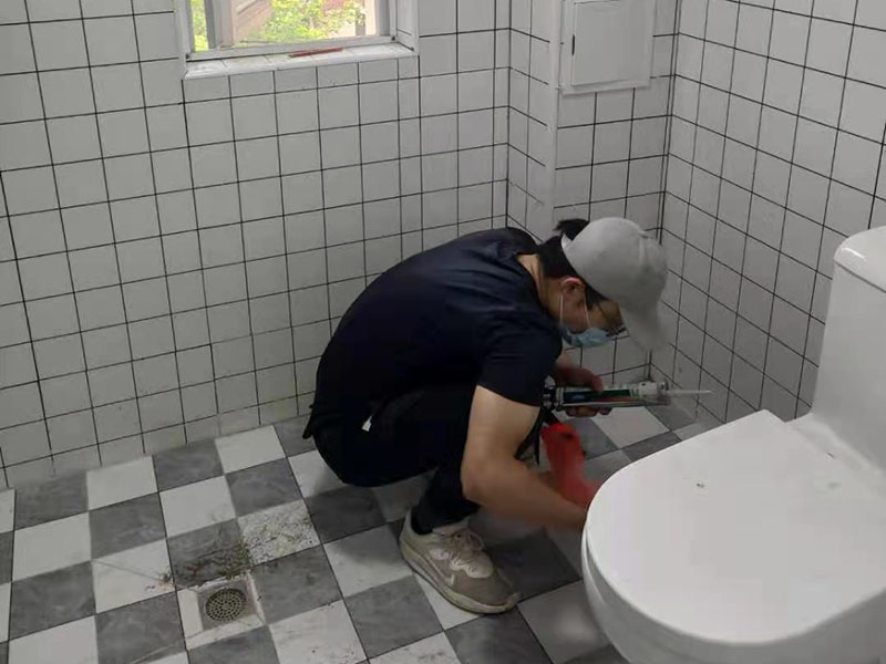 婺城區(qū)馬桶疏通多少錢一次？坐便器堵住