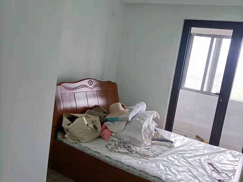 墻面瓷磚不拆如何翻新？廣州荔灣區(qū)墻磚