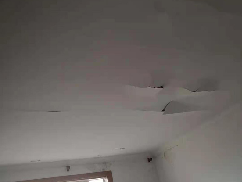 室內(nèi)屋頂漏水泛黃如何修復(fù)？天花板修復(fù)