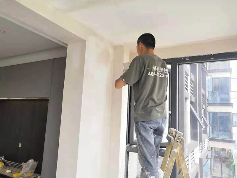 陽臺(tái)瓷磚墻面滲水檢修公司的電話多少？