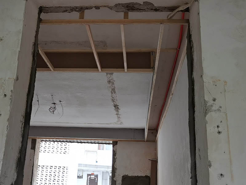 陽(yáng)臺(tái)頂部漏水的補(bǔ)漏方法有哪些？