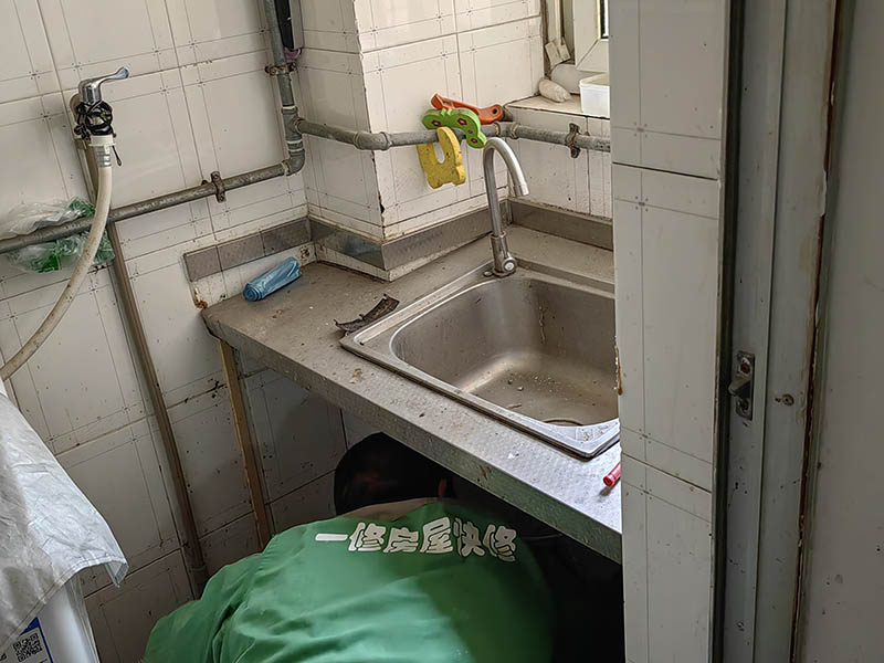 下水道水管滲漏怎么解決？4種原因及維