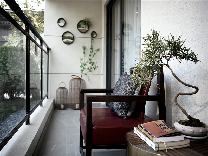 南昌西湖區(qū)局部翻新_陽臺(tái)翻新效果圖