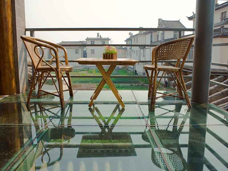 江門臺(tái)山深井陽臺(tái)翻新裝修-瓷磚切割