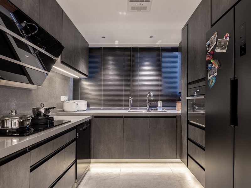 洛陽市老城區(qū)現(xiàn)代簡約裝修設(shè)計-廚房裝修